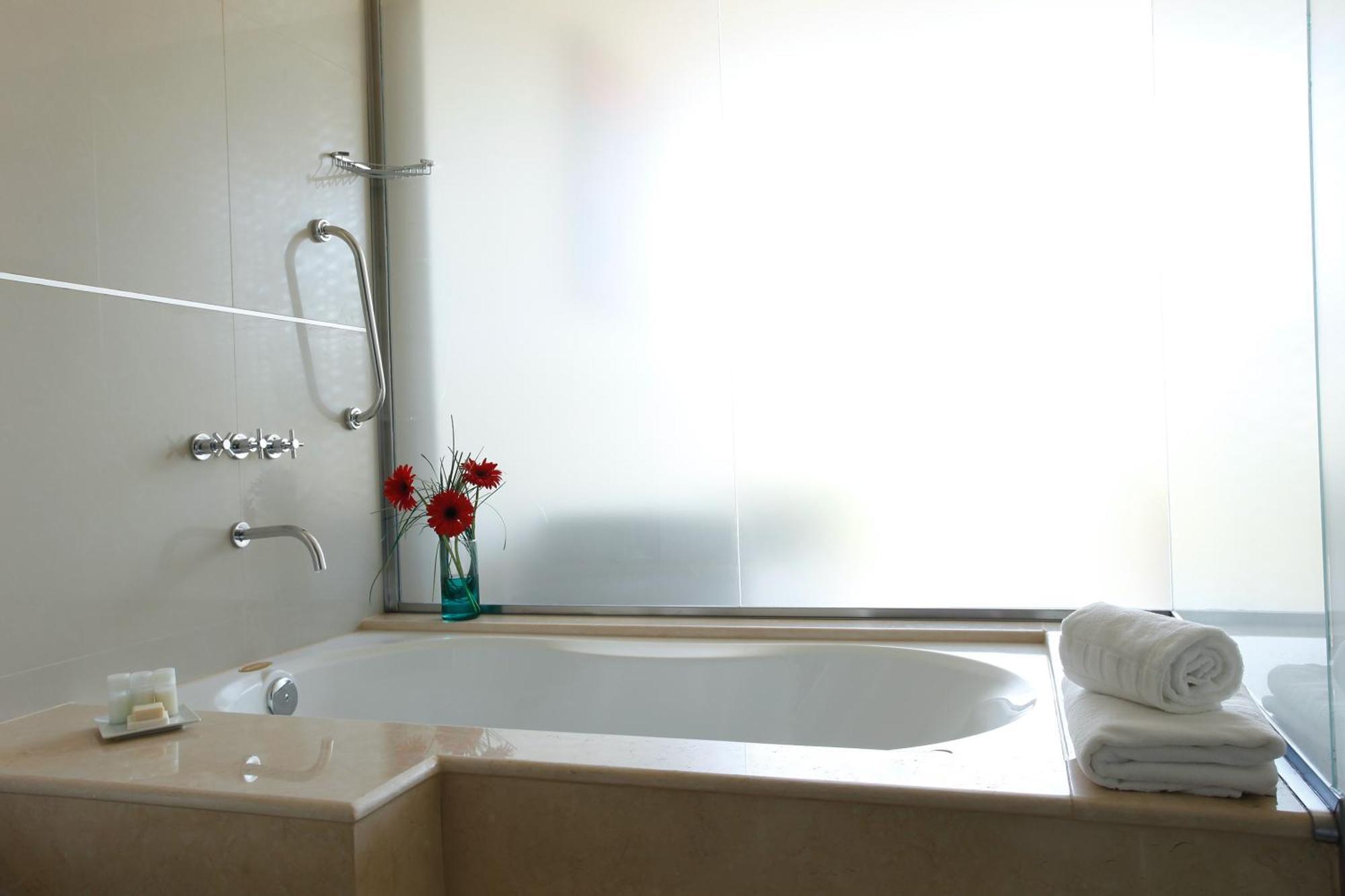 Niyat Urban Hotel レシステンシア エクステリア 写真