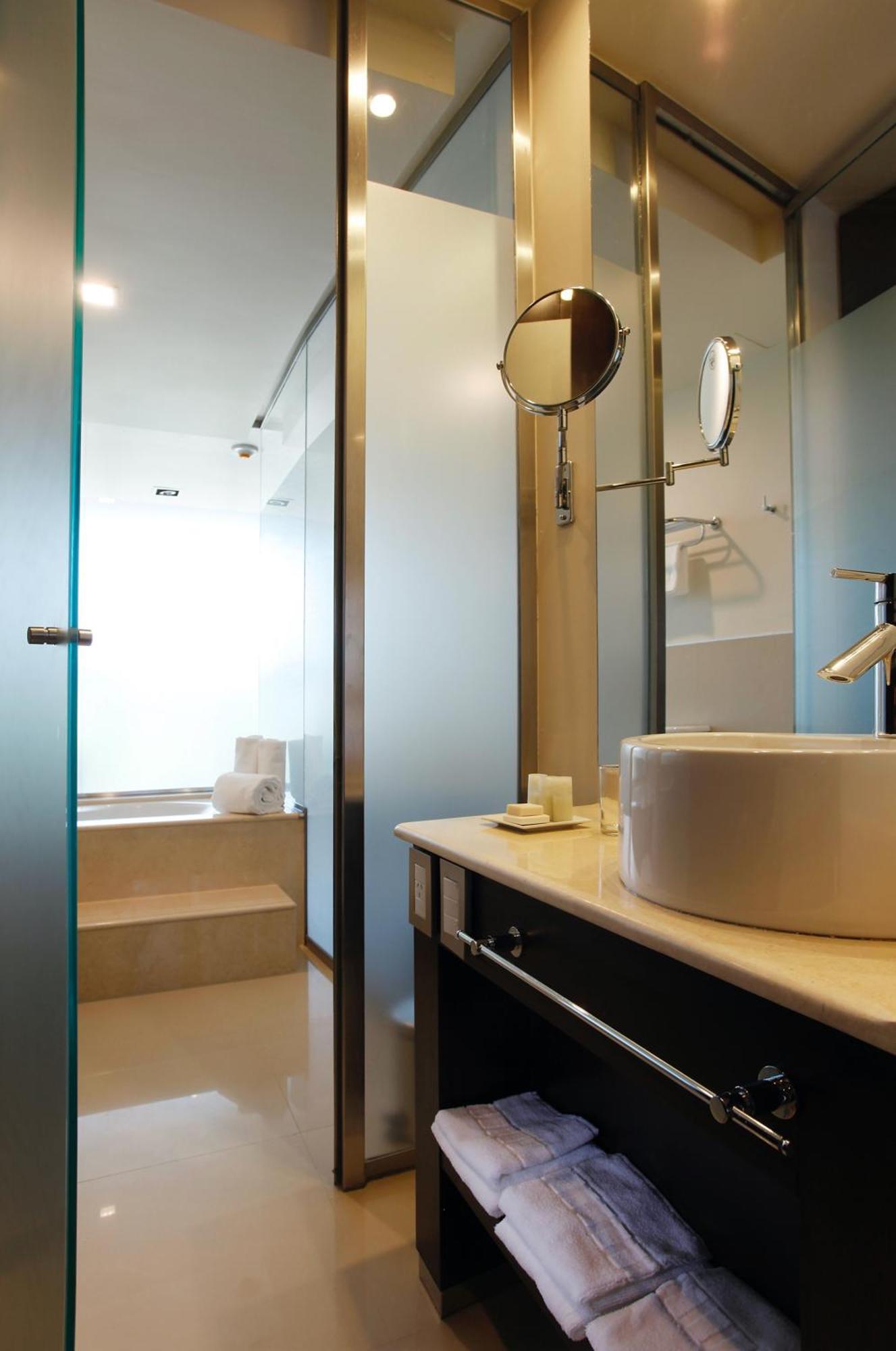 Niyat Urban Hotel レシステンシア エクステリア 写真