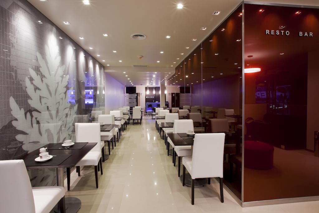 Niyat Urban Hotel レシステンシア エクステリア 写真